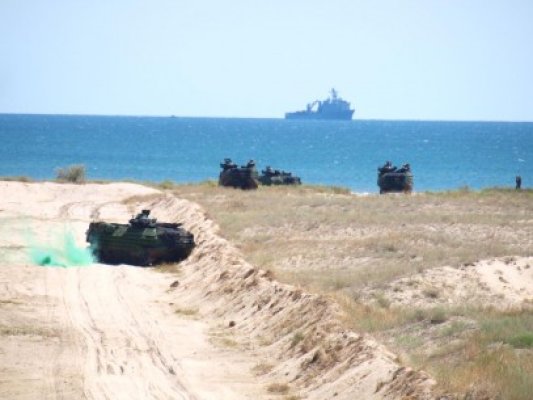 Desant de trupe pe litoral: au fost recuperate VIP-uri reţinute la mal